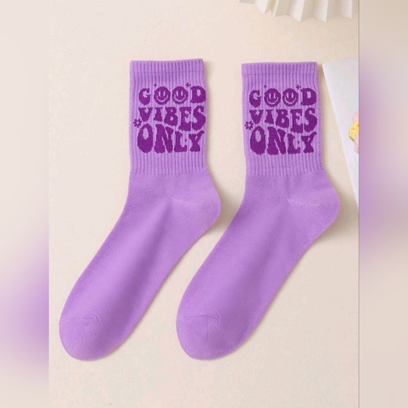 Accessories - Letter Pattern Purple Mid-Calf Socks